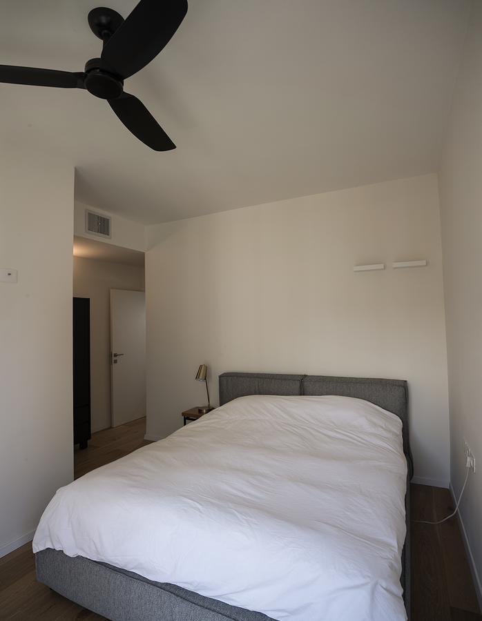 Eduard Bernstein Apartment เทลอาวีฟ ภายนอก รูปภาพ