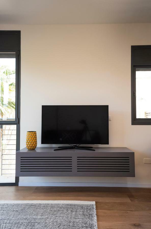 Eduard Bernstein Apartment เทลอาวีฟ ภายนอก รูปภาพ